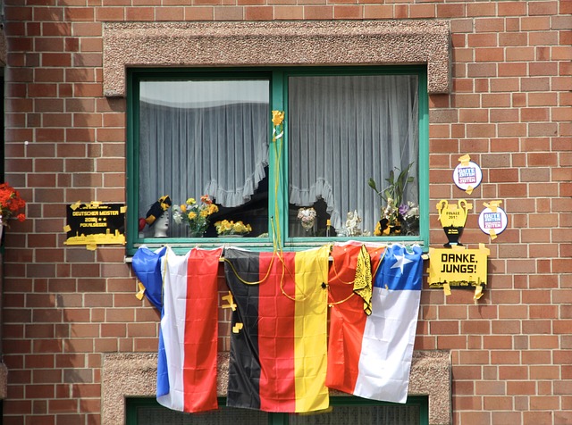 添了濃墨重 添了濃墨重